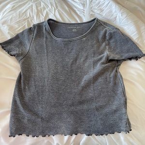 American eagle gray tshirt with ruffles
